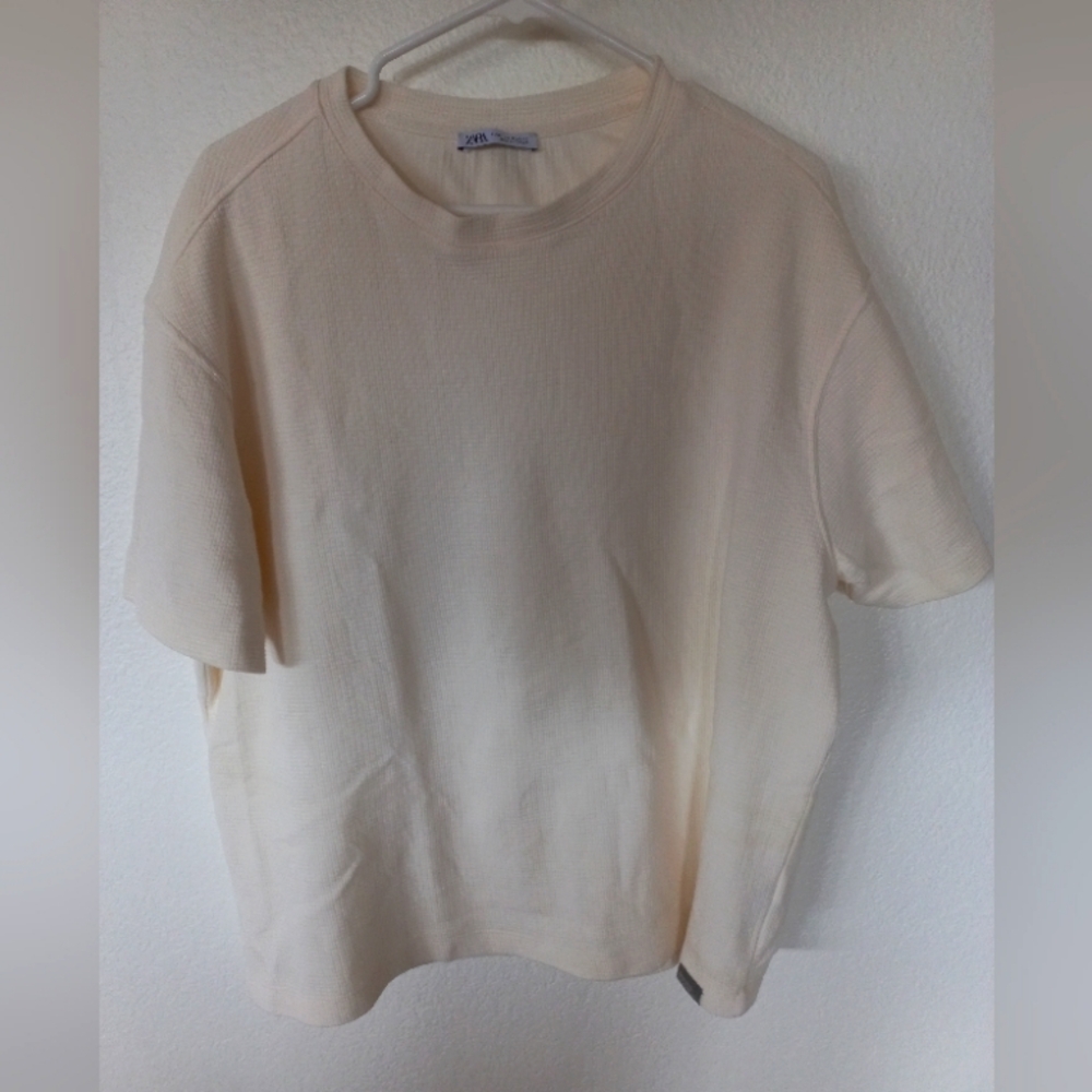 Zara basic tshirt - Picture 2 of 5